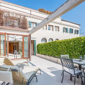 https://ai-cavalieri-di-venezia.hotelinveneto.com