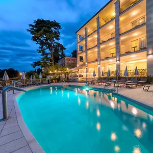 https://hotel-excelsior-le-terrazze.hotelinveneto.com