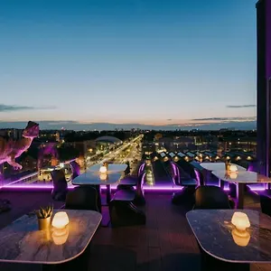 https://hotel-m89-milan.italymilanhotels.net